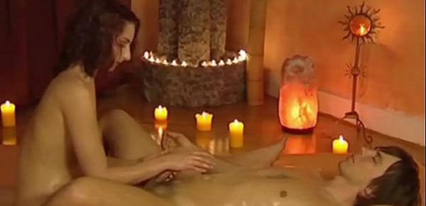 trendsStroking And Relaxing Erotic Penis Massage Fun Moment